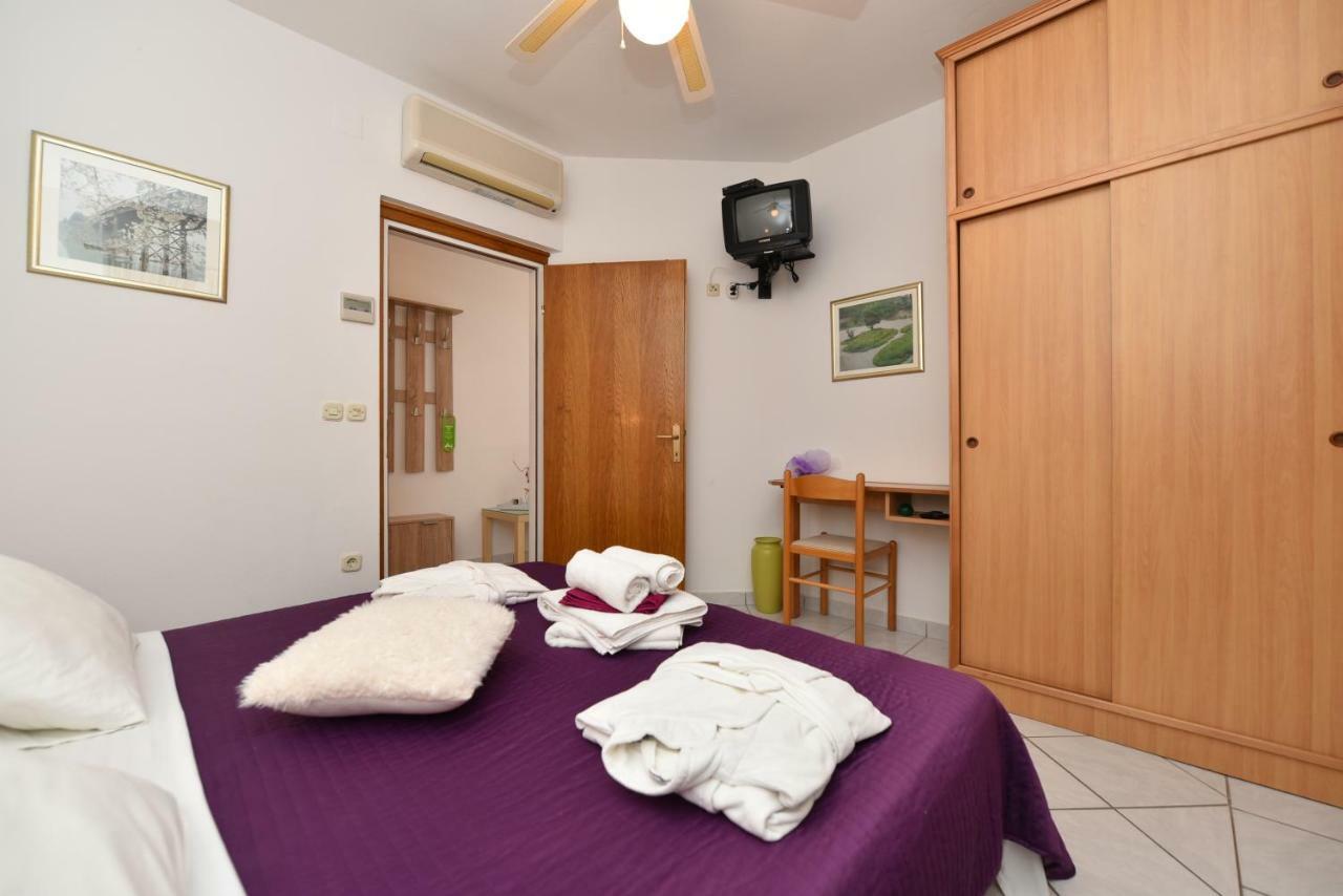 Villa Nela Petrcane Buitenkant foto