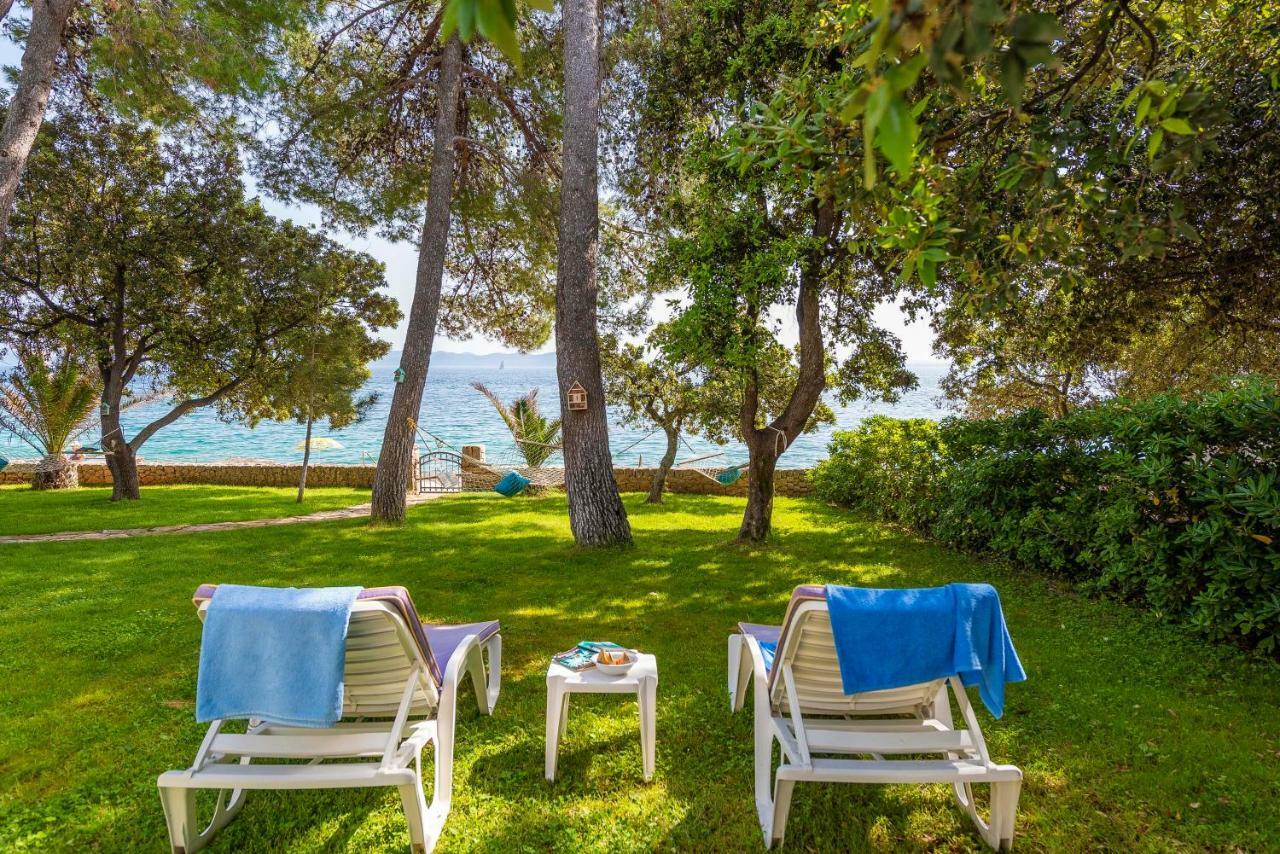 Villa Nela Petrcane Buitenkant foto