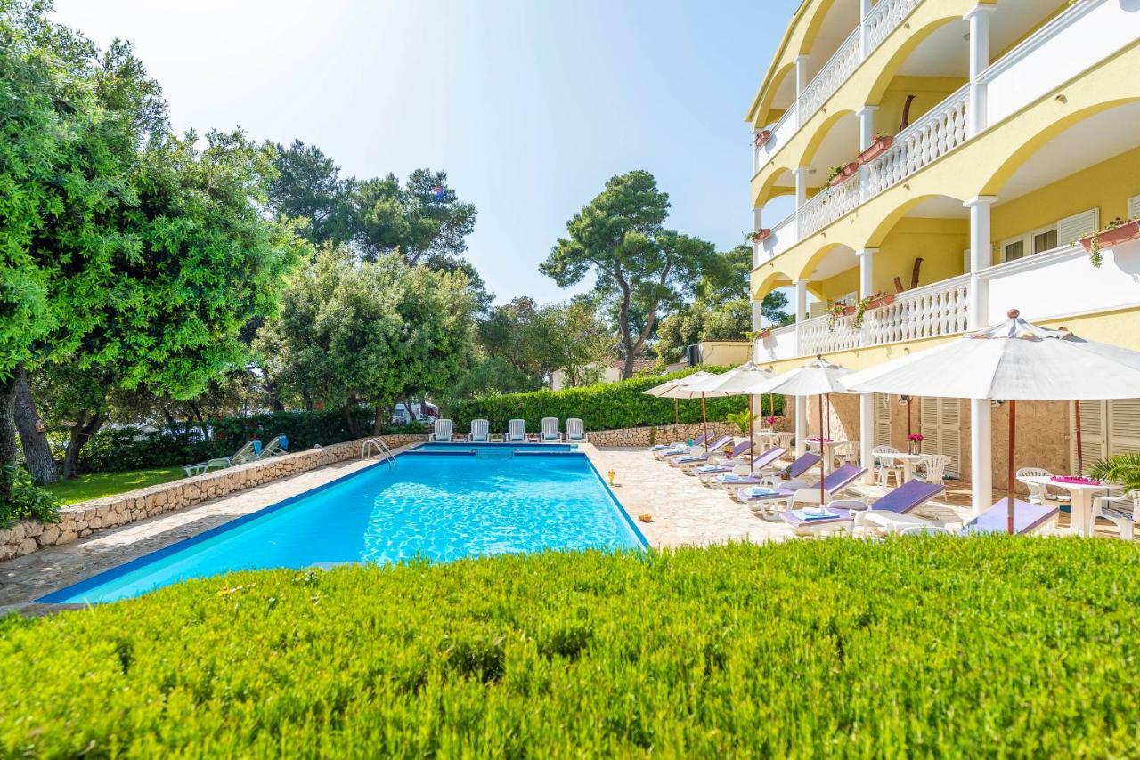 Villa Nela Petrcane Buitenkant foto