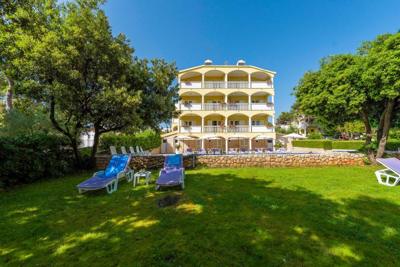Villa Nela Petrcane Buitenkant foto